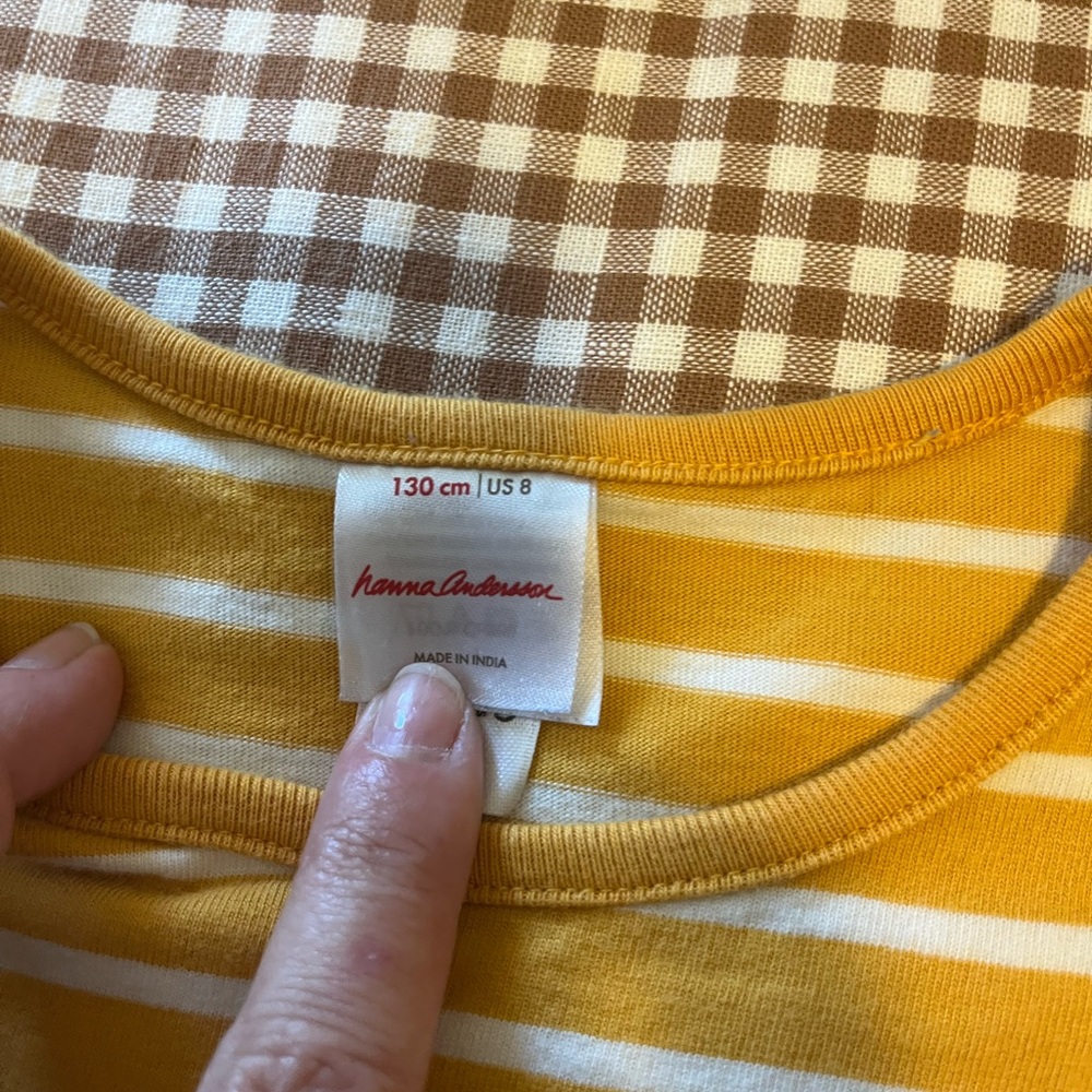 Bundle Hanna Andersson Yellow Floral Dress & Primary rugby dress - Picture 2 of 3